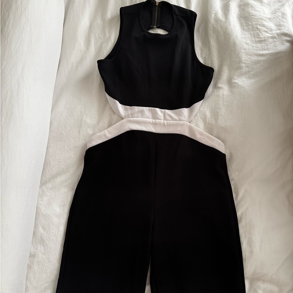 Black and White Sleeveless Jumpsuit